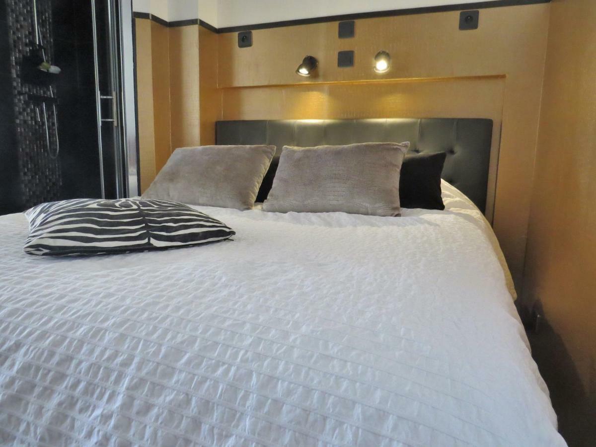 Apartment Naturist Cap In Loft *